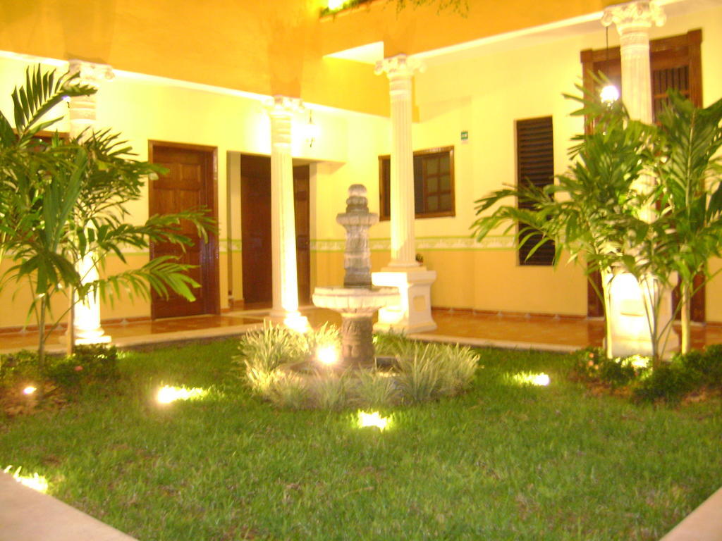 Casa De Las Columnas Mérida Buitenkant foto