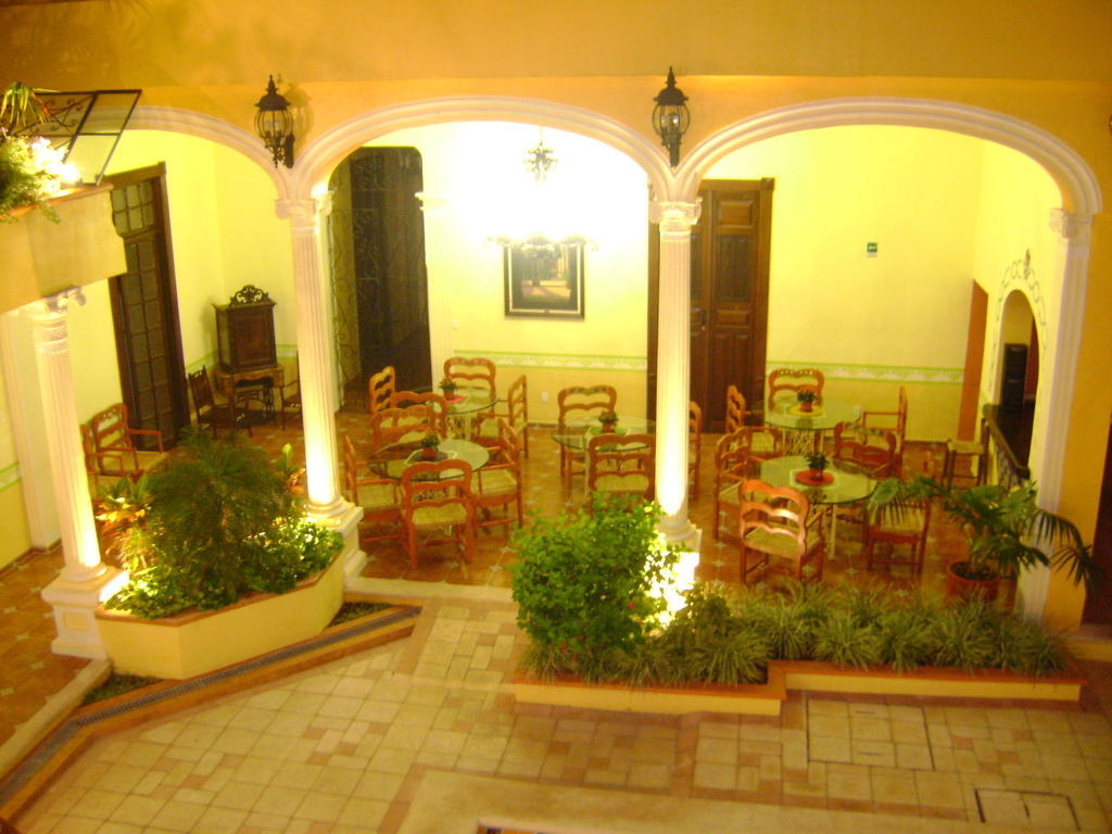 Casa De Las Columnas Mérida Buitenkant foto