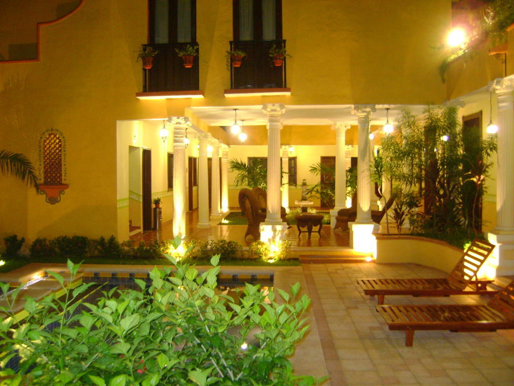 Casa De Las Columnas Mérida Buitenkant foto